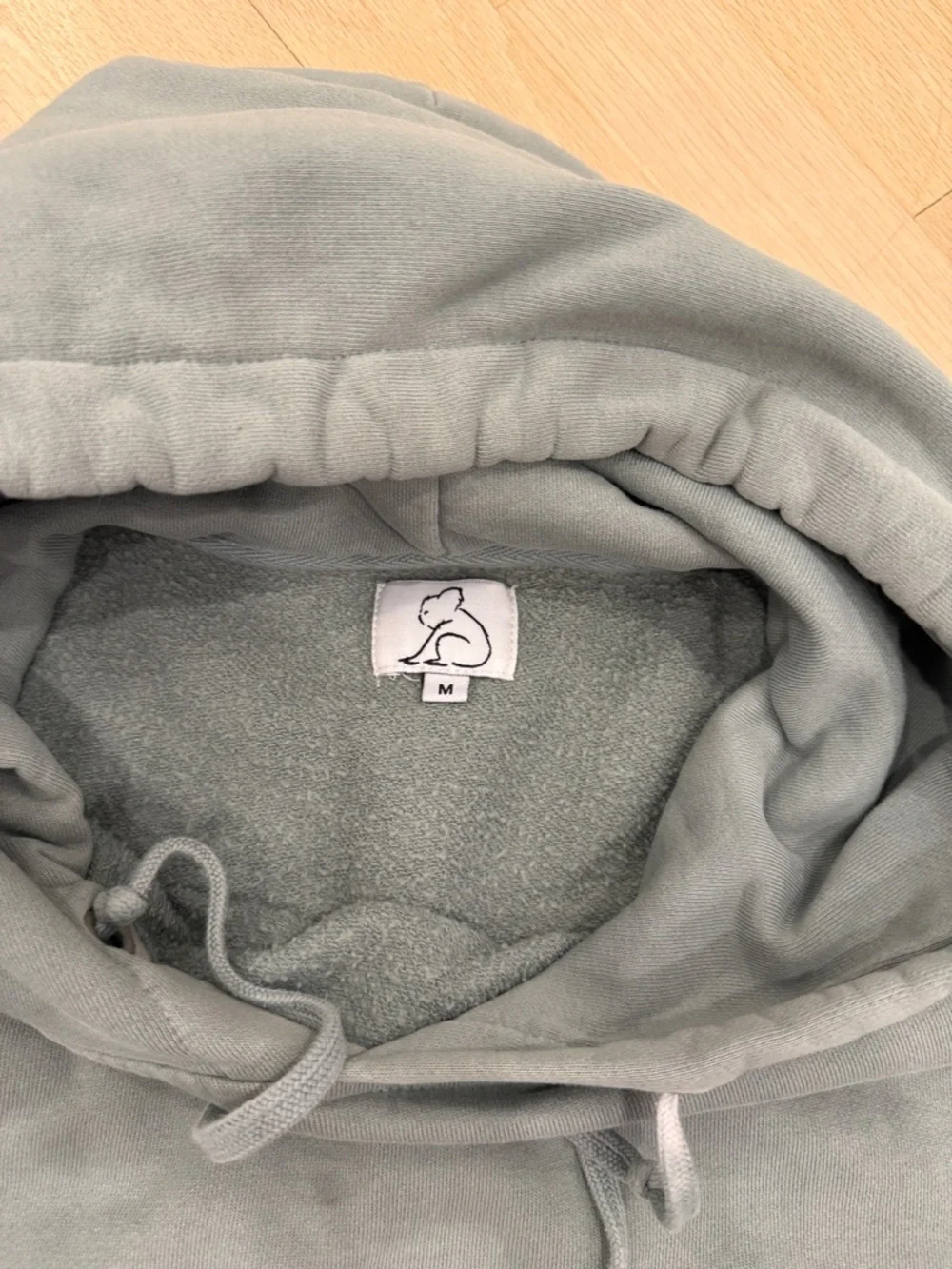 Kuwalla-teeMen's Hooded Sweatshirt in sage - Picture 2 of 5